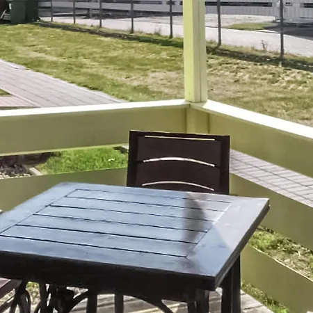 Casa Con 1 Da Letto Che Accetta Animali Domestici A Ustronie Morskie